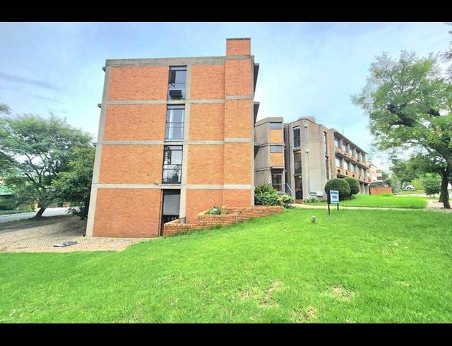 BUSINESS FOR SALE IN ROBINDALE